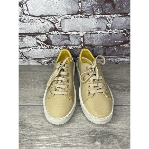 Camper Yellow Leather Casual Lace Up Lightweight Sneakers Women Sz 37EU/6.5M US - Picture 2 of 16